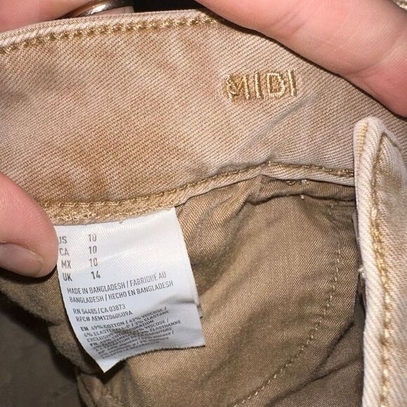 American Eagle tan midi stretchy size 10 normcore shorts - Picture 2 of 3